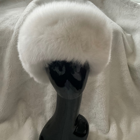 Fox Fur Headband/Hat - Picture 1 of 5